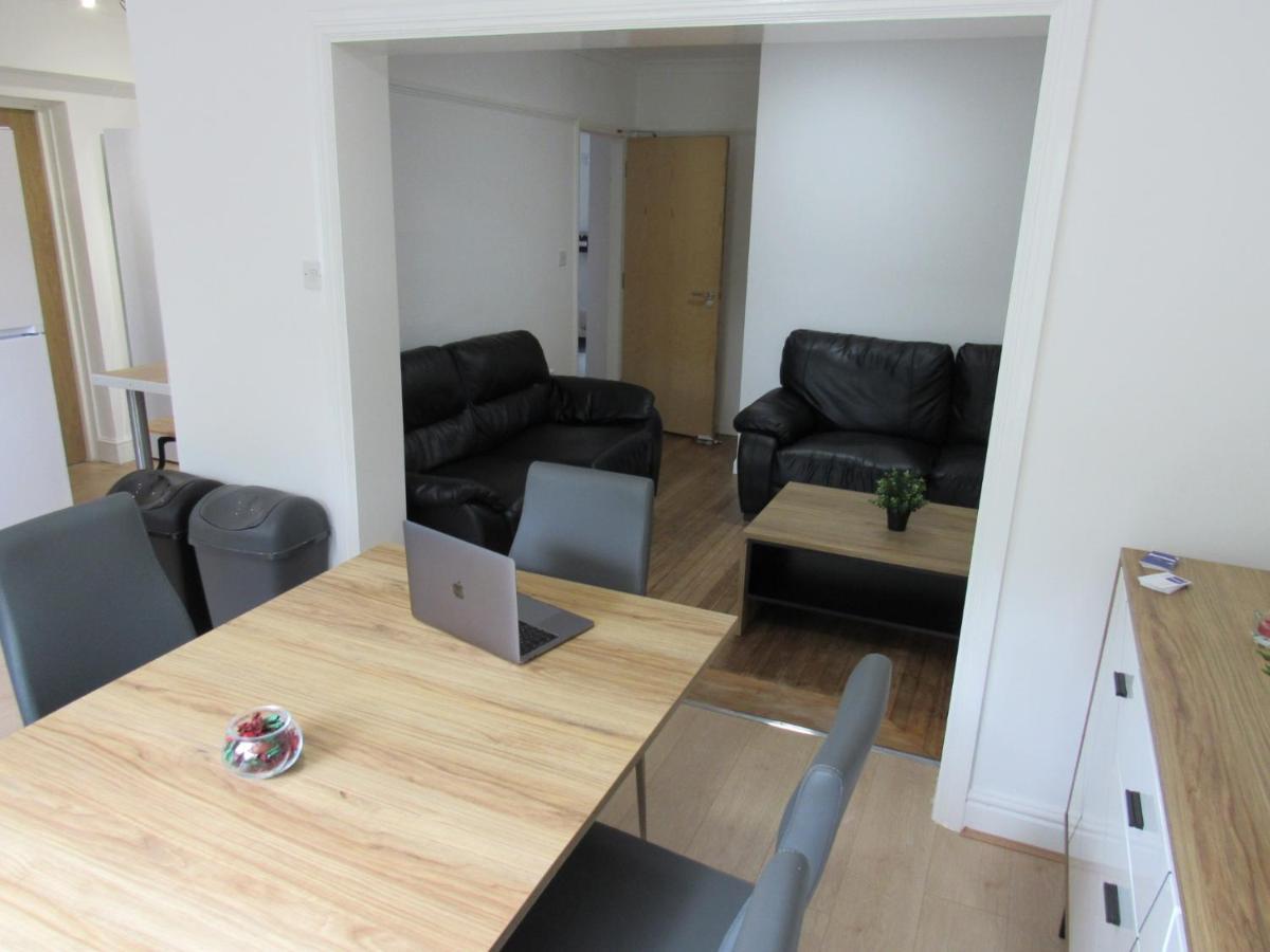 The - Tas Guest house
